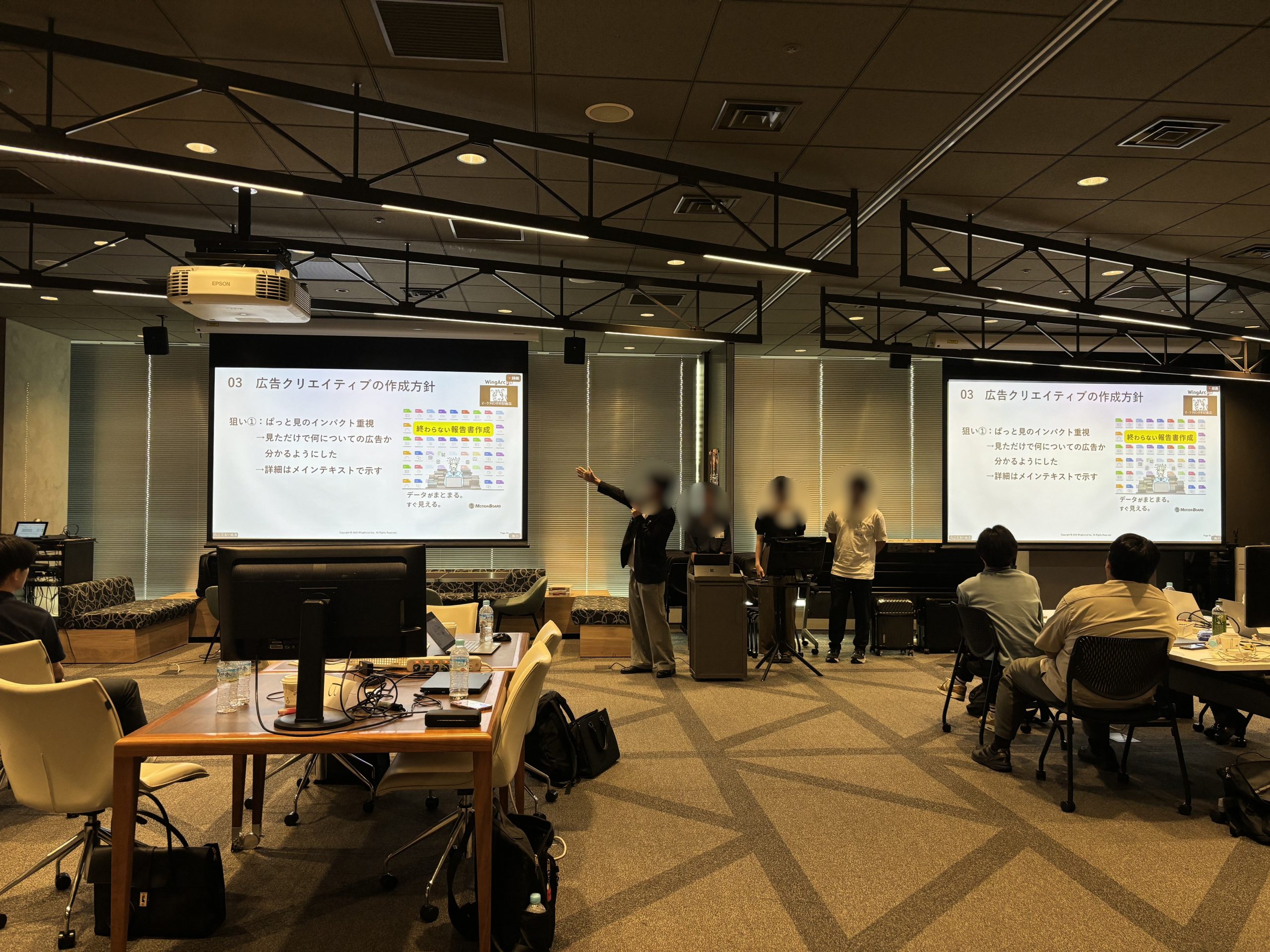 最終発表の様子。クオリティの高い発表内容に、当社の社員もびっくりしておりました。